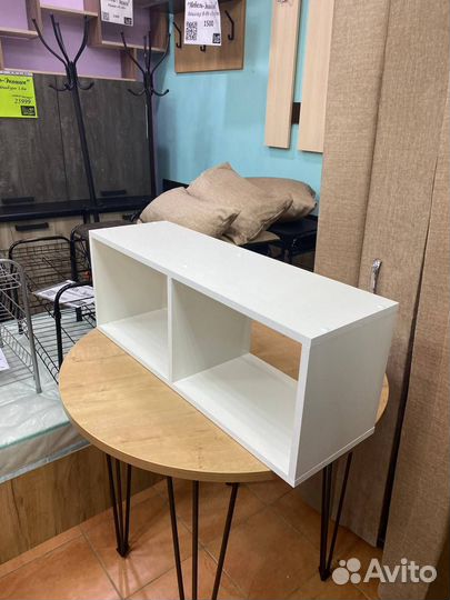 Полка для книг 