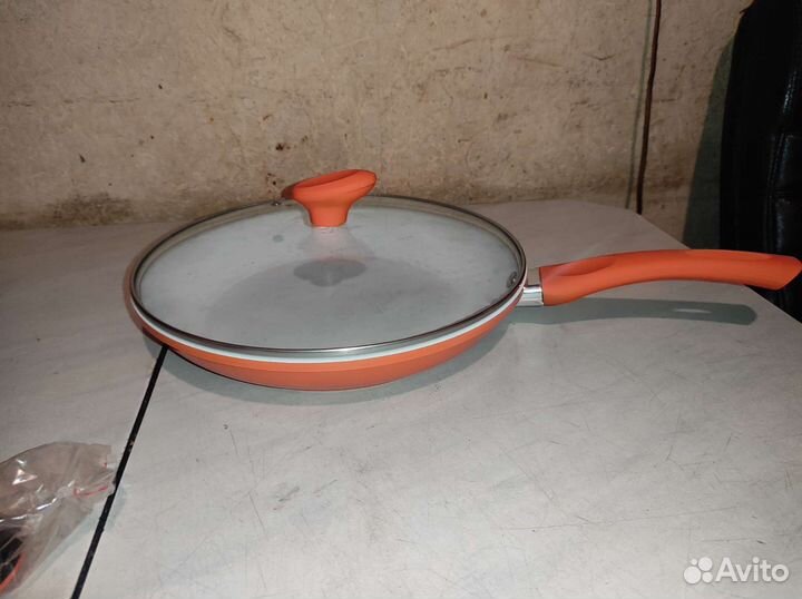 Сковорода новая
