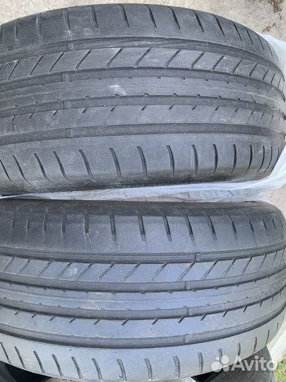 Goodyear EfficientGrip Performance 235/45 R19
