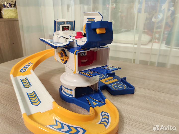 Супер крылья База и самолетик Джет