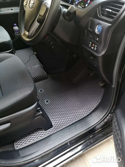 Коврики из эва EVA материала на Toyota Voxy 80