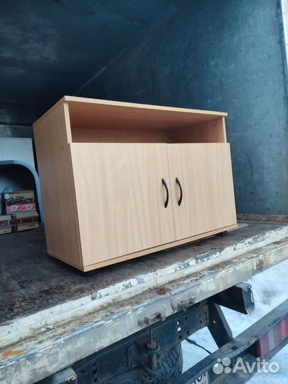 Столы офисные и тумба