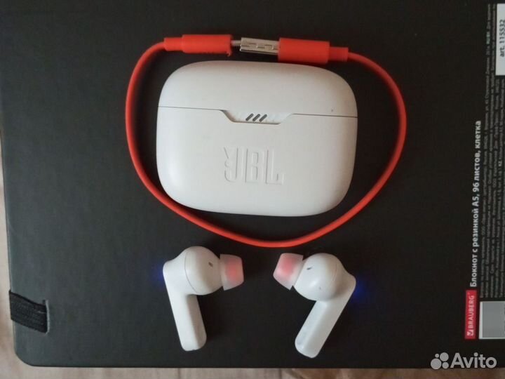 Беспроводные наушники JBL TWS 230NC