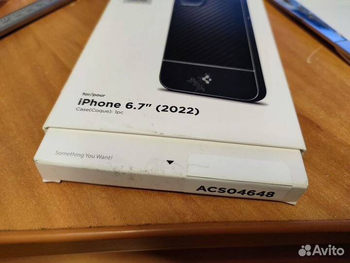 Новый чехол Spigen Core Armor(ACS04648) для iPhone