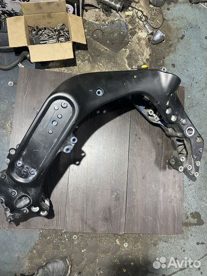 Рама без документов для Yamaha MT-01 05-06