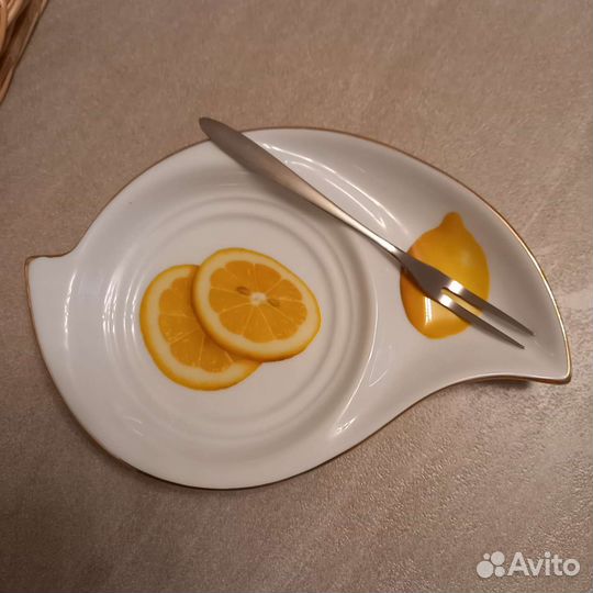 Поднос с плетёными бортами