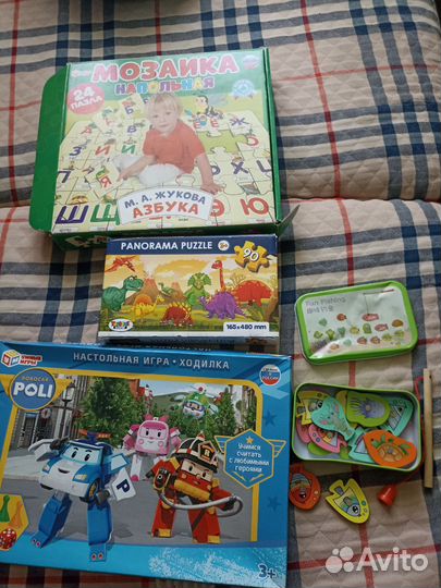 Развивающие игрушки, пазлы, динозавры
