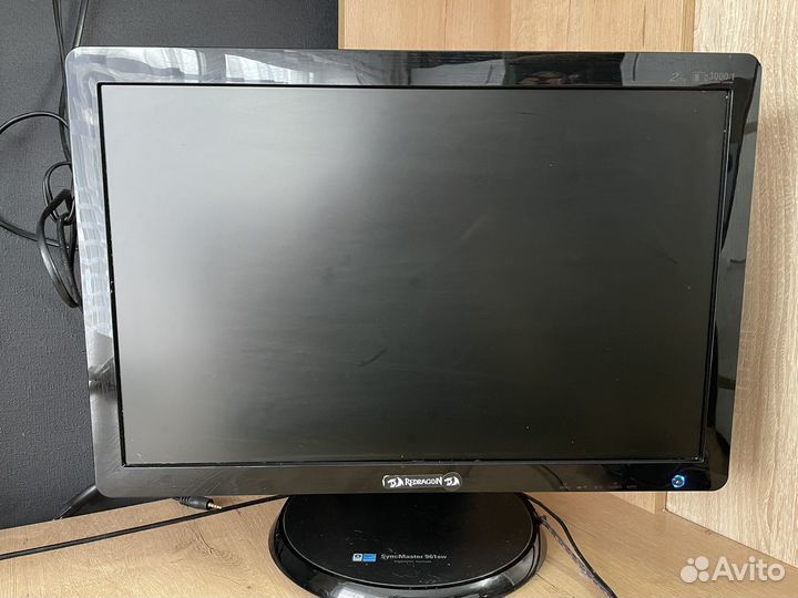 Монитор Samsung syncmaster 961BW