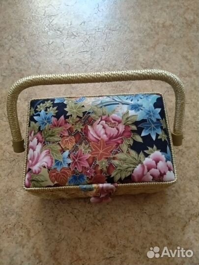 Шкатулка для рукоделия