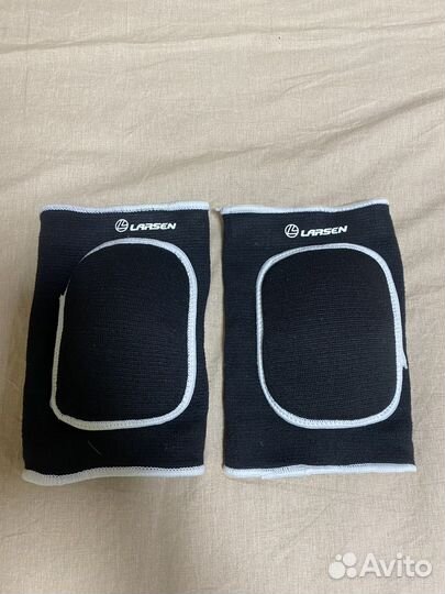 Наколенники