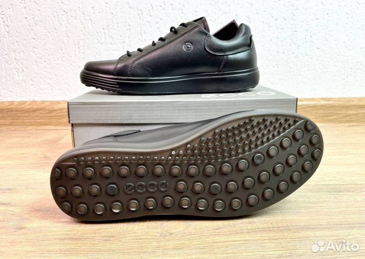 Кроссовки Ecco эргономичные