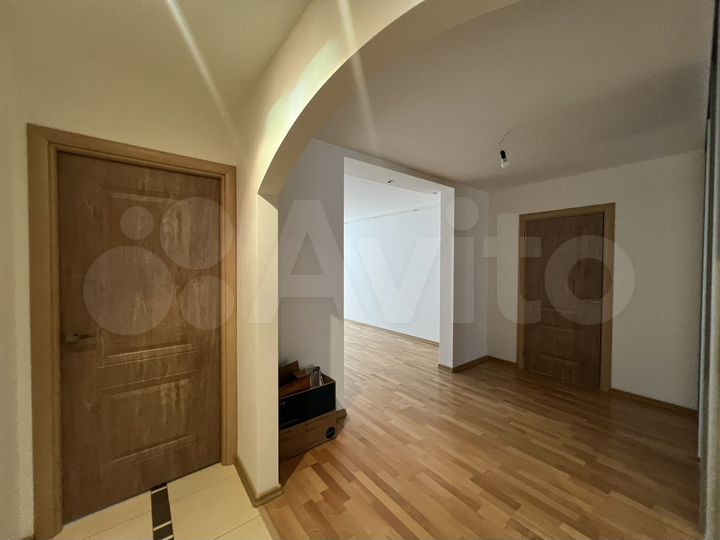 2-к. квартира, 74,3 м², 6/10 эт.