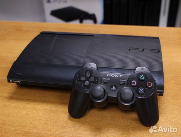 Sony PS3 Super Slim 320Гб + 39 игр + 2 геймпада