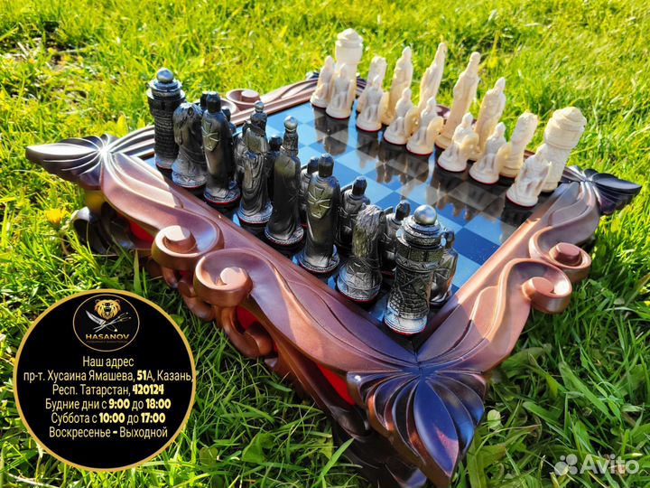 Шахматы подарочные в ларце 