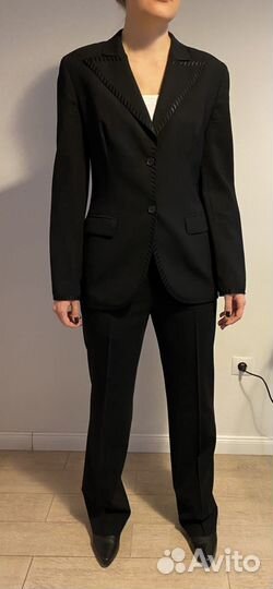 Hugo boss костюм