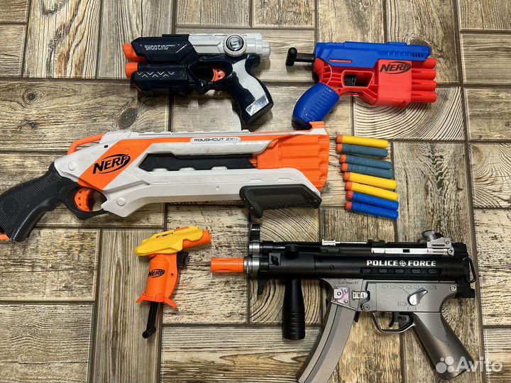 Nerf комплектом, бластеры