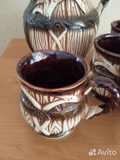 Глиняный кувшин