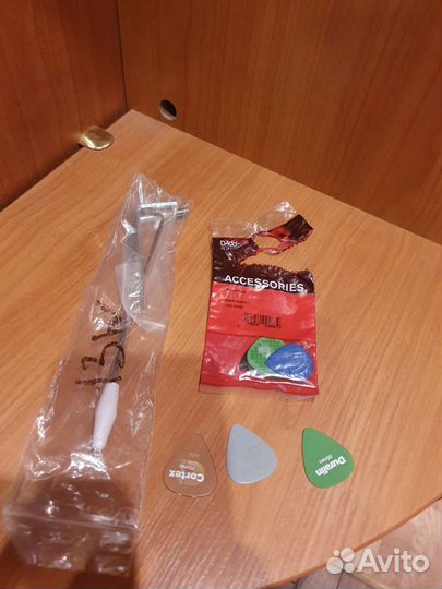 Электро гитара flight + гитарный усилитель fender