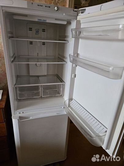 Холодильник б/у на запчасти