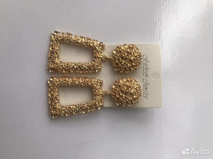 Новые серьги