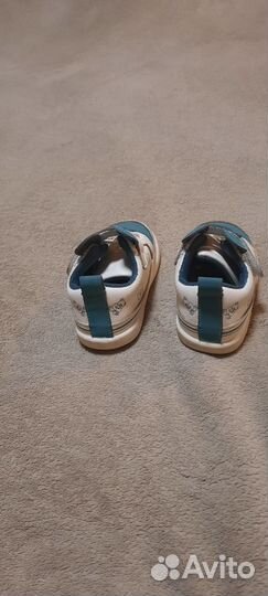 Кроссовки детские 21
