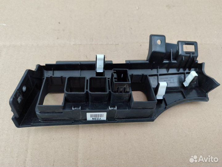 Накладка на торпедо Kia Rio 3 G4FC 2012