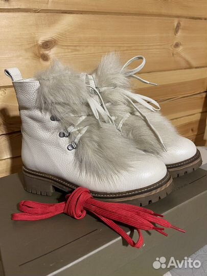 Ботинки кожаные 38