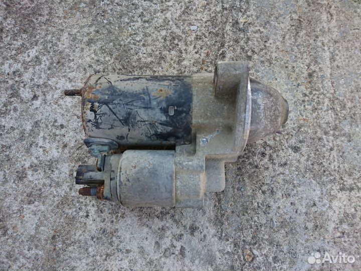 Стартер Ауди А4 Б7 мотор 2л