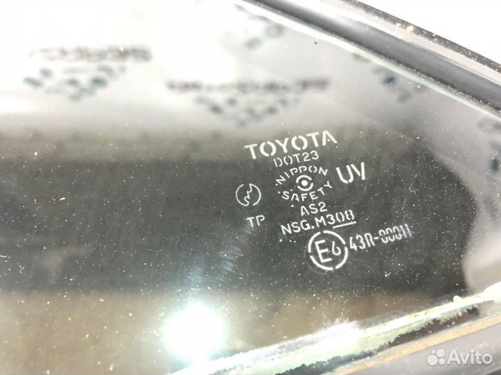 Форточка двери задняя левая Toyota Camry XV40 2007