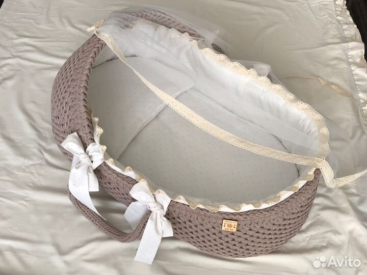 Корзина плетенная для младенца