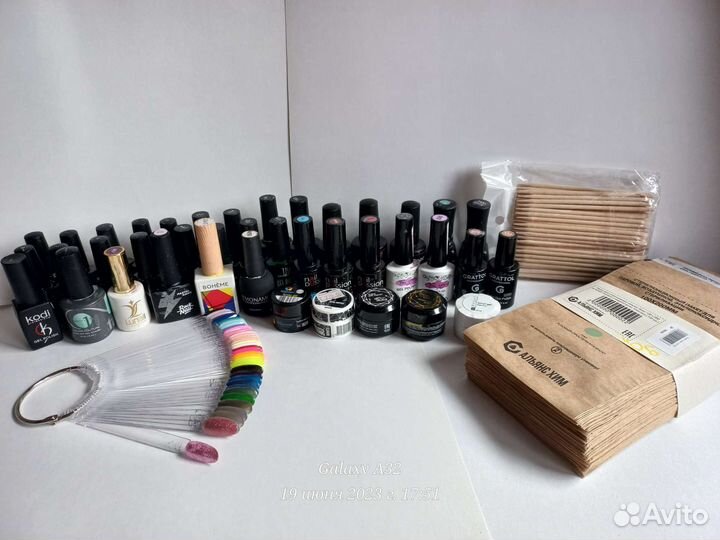 Набор для начинающего мастера по маникюру