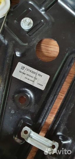 Стеклоподъемник электрический задний правый Opel