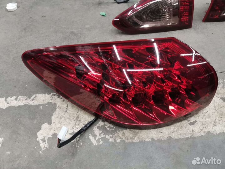Infiniti EX35 фонарь задний комплект