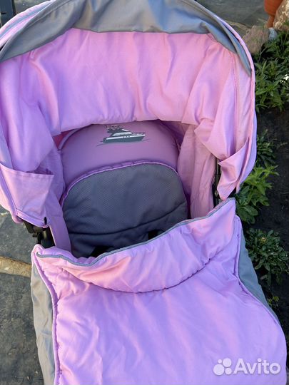 Прогулочная коляска