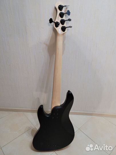 Басс-гитара FGN JMJ-5