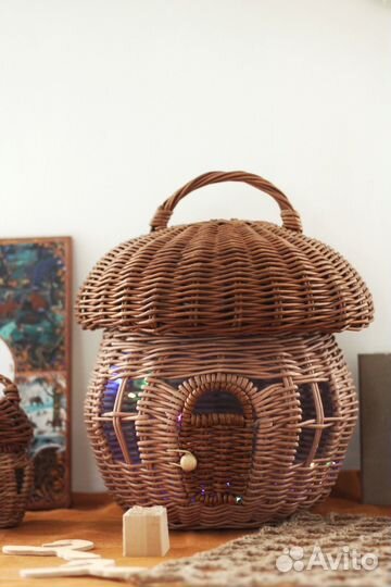 Кукольный домик для игрушек и кукол плетеный