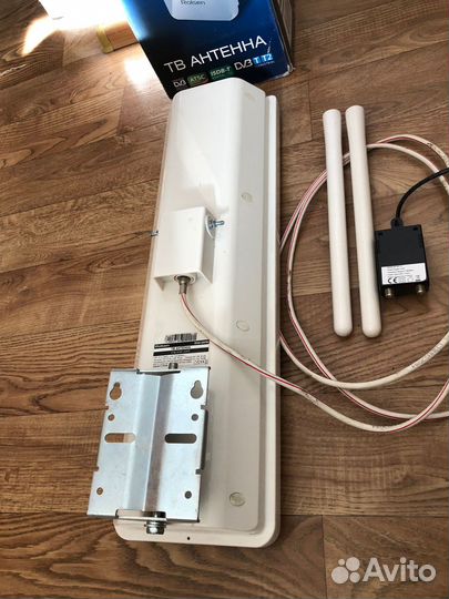 Комплект цтв HD TV Rolsen RDB-601 +Rolsen RDA-600W