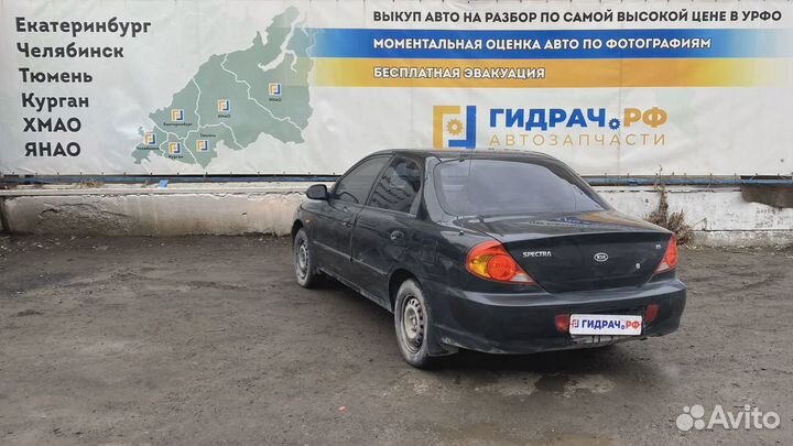 Фонарь задний правый Kia Spectra (SD) 0K2NC51150A