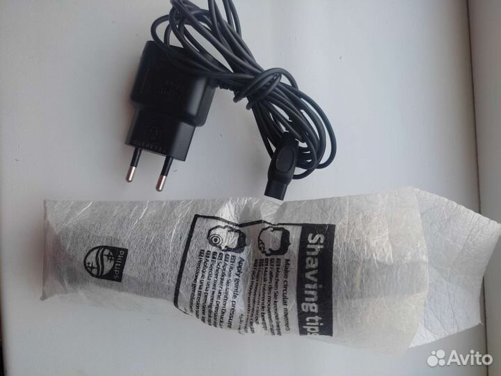 Бритва Philips series 1000
