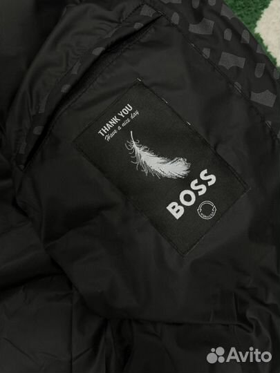 Пуховик boss monogram