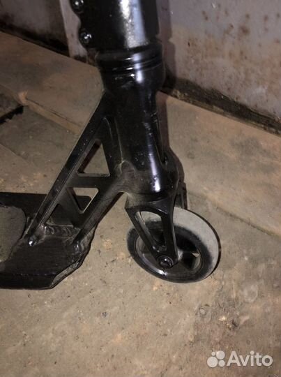 Трюковой самокат Tb hobo