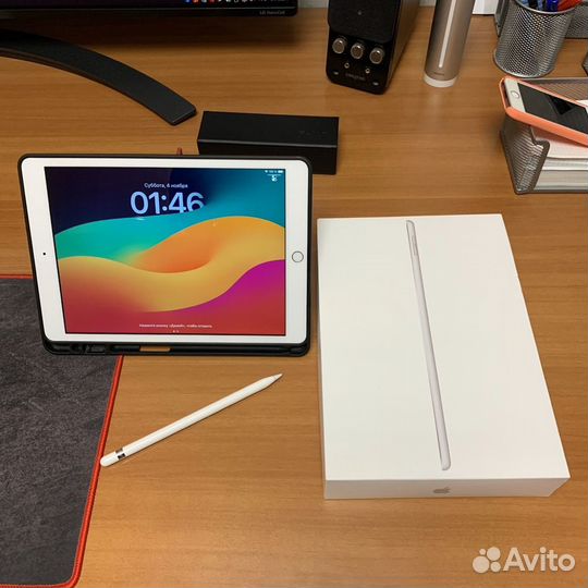 Apple iPad 8 (2020) 32GB PCT + Pencil 1 + чехлы