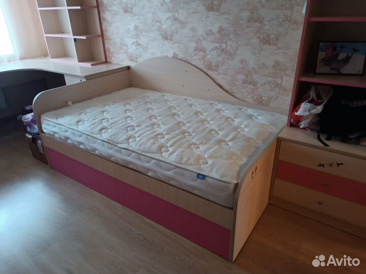 Детская мебель для девочки бу