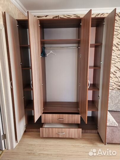 Шкаф для одежды