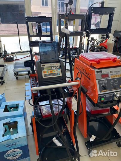 Споттер для контактной точечной сварки