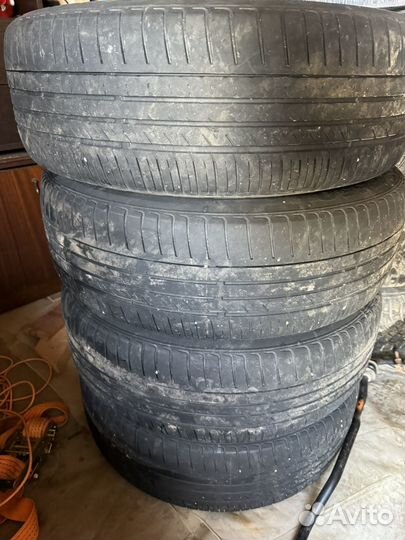 Kinforest KF-550 235/55 R20 105W