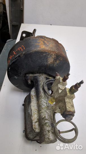 Цилиндр тормозной главный Jeep Wrangler, 1992