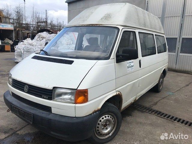 Разбор на запчасти Volkswagen Transporter 4