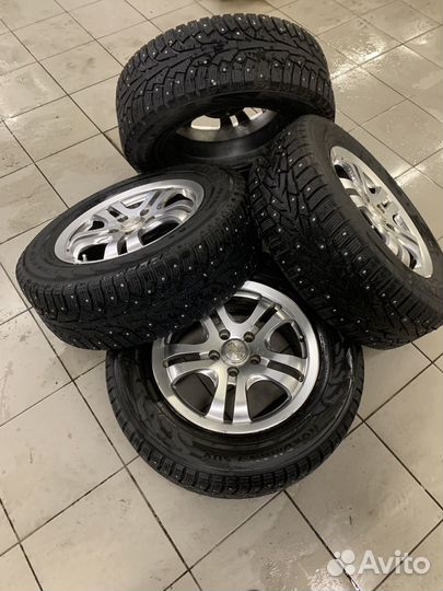 Продам зимнюю резину Nordman R16 на дисках