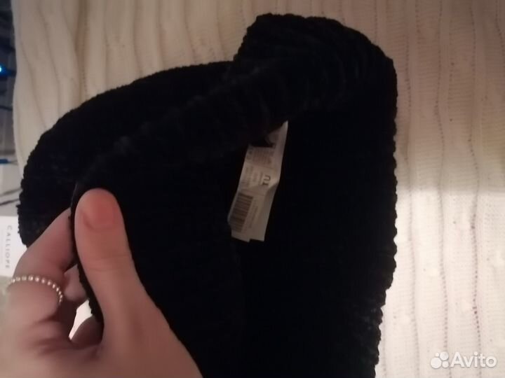 Шапка чёрная плюшевая